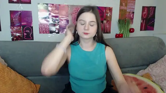 MilanaRoza online show from May 1, 5:12 am