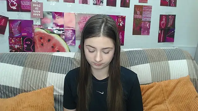 MilanaRoza online show from July 5, 5:03 am