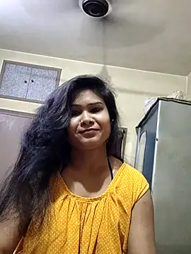 yoursweety09 online show from March 19, 1:43 am