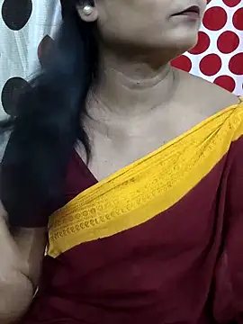 yoursweety09 online show from June 16, 6:38 am