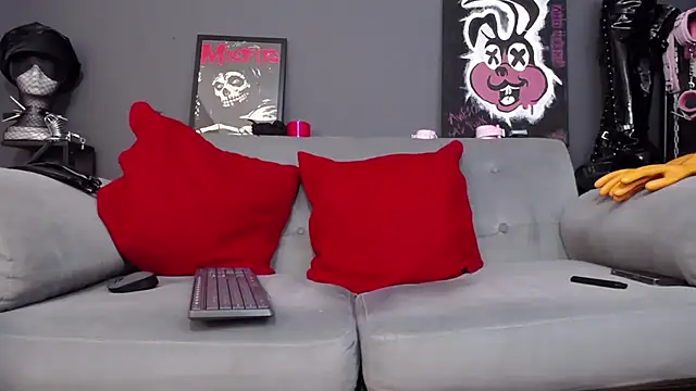 Snapshot of Carla_Phoenix chatting on February 12, 4:33 pm Carla Phoenix online show from February 12, 4:33 pm
