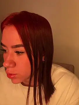 Im Valen Cute online show from February 1, 2:26 am