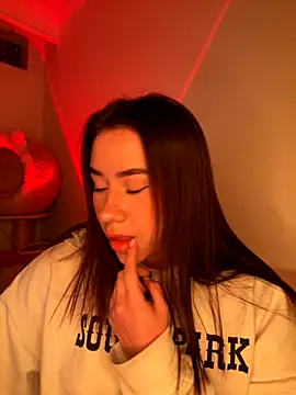 Im Valen Cute online show from December 2, 4:07 am