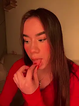 Snapshot of Im_Valen_Cute chatting on May 27, 3:36 am Im Valen Cute online show from May 27, 3:36 am