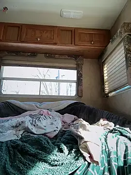 KBD85 online show from February 1, 7:01 pm