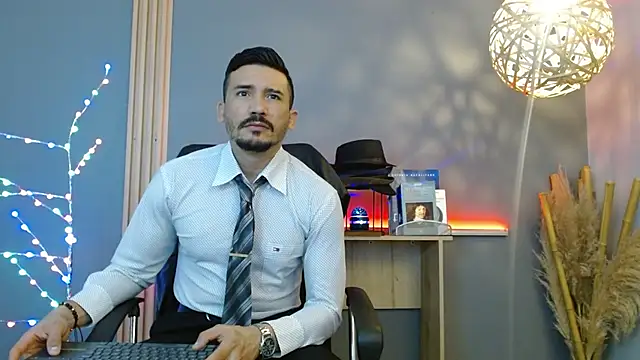 Reiko 85  online show from February 4, 2:34 pm