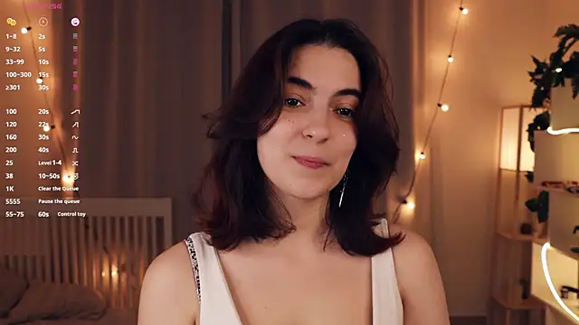 Snapshot of DracosMoon chatting on January 27, 12:37 pm DracosMoon online show from January 27, 12:37 pm