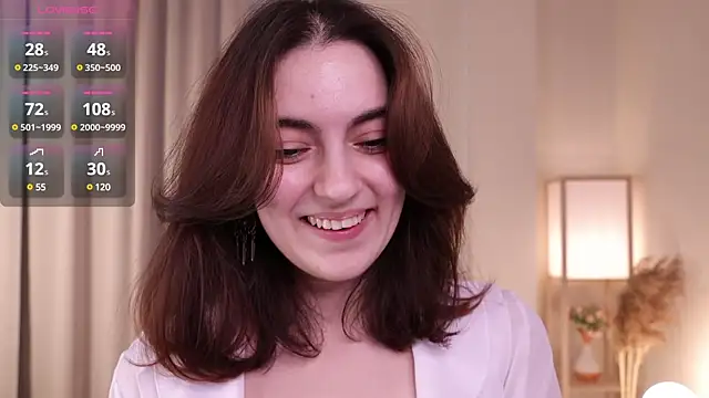 Snapshot of DracosMoon chatting on February 23, 10:17 am DracosMoon online show from February 23, 10:17 am