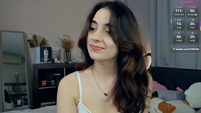 Snapshot of DracosMoon chatting on September 19, 7:10 am DracosMoon online show from September 19, 7:10 am