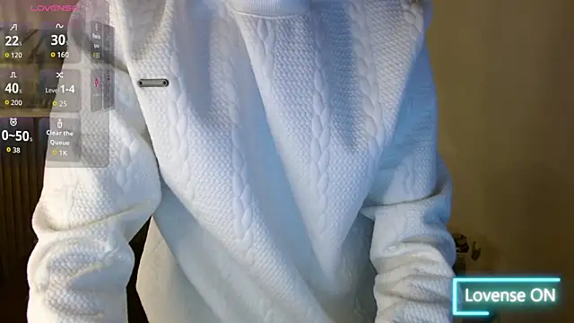 Dyla n18 online show from October 31, 9:27 pm