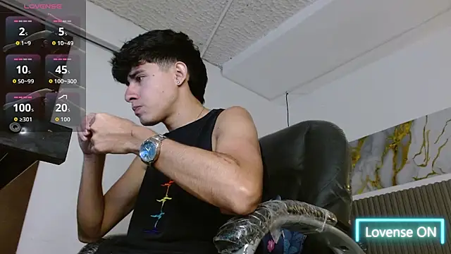 Dyla n18 online show from March 4, 8:04 pm