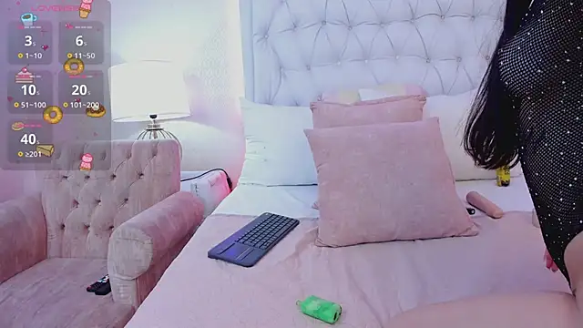 MonserratPeters online show from January 16, 11:06 pm