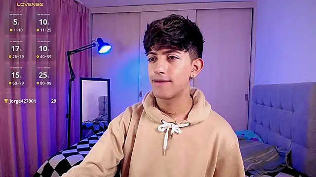 Snapshot of teobowny_ chatting on January 18, 5:04 pm teobowny online show from January 18, 5:04 pm