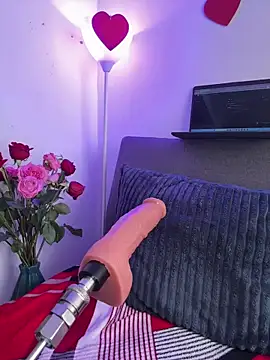 Liulee online show from February 15, 4:14 pm