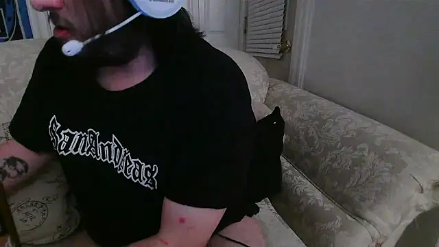 Snapshot of Marksoyer chatting on February 9, 9:47 am Marksoyer online show from February 9, 9:47 am