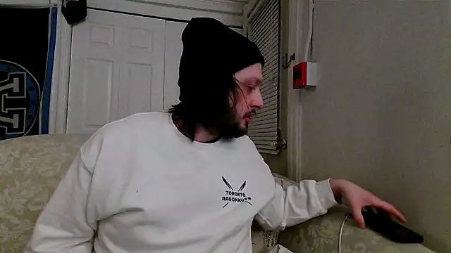 Snapshot of Marksoyer chatting on February 17, 8:09 am Marksoyer online show from February 17, 8:09 am