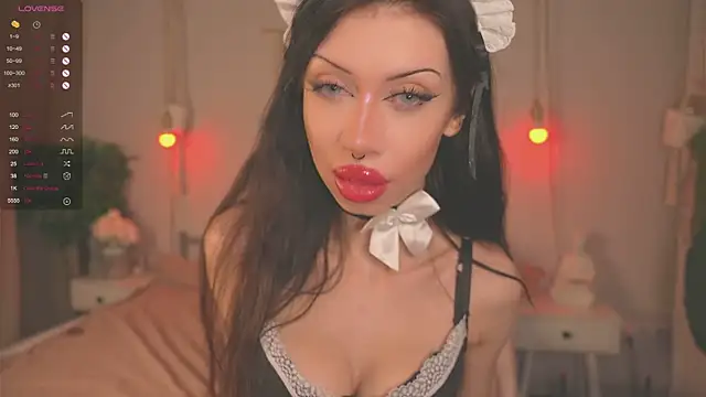 Snapshot of Devilsss_toy chatting on September 24, 3:59 pm Devilsss toy online show from September 24, 3:59 pm
