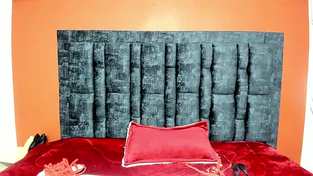 Aurora Doll  online show from October 3, 12:24 pm