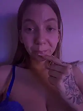 Snapshot of Mandispandis1 chatting on March 3, 9:05 pm Mandispandis1 online show from March 3, 9:05 pm