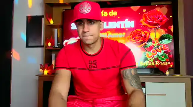 Snapshot of astrom_greyy chatting on February 14, 5:25 pm astrom greyy online show from February 14, 5:25 pm