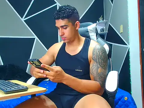 Snapshot of astrom_greyy chatting on September 23, 8:34 pm astrom greyy online show from September 23, 8:34 pm