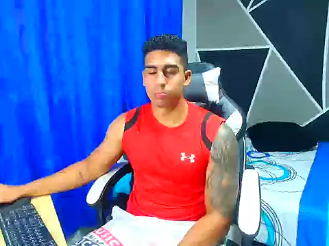 Snapshot of astrom_greyy chatting on October 1, 2:56 pm astrom greyy online show from October 1, 2:56 pm