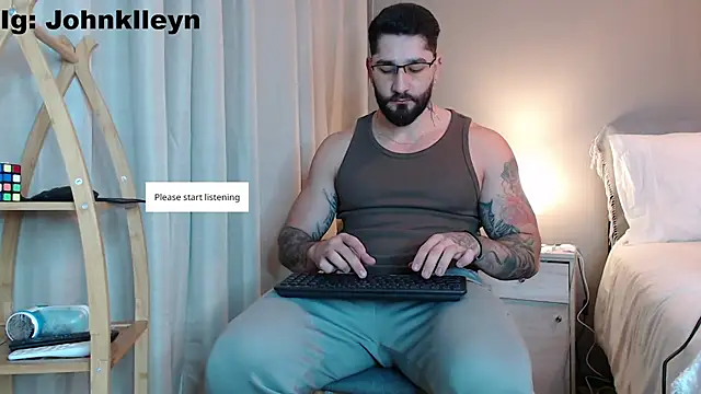 jonhklleyn online show from June 9, 8:53 pm