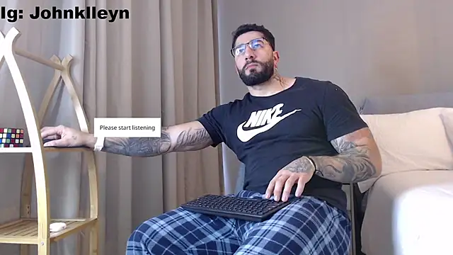 jonhklleyn online show from June 15, 8:33 pm