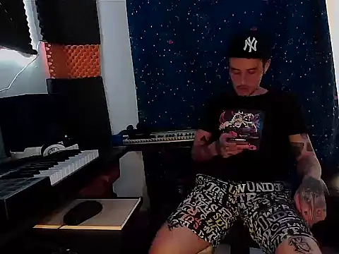 patrik tattoo  online show from February 5, 10:22 pm