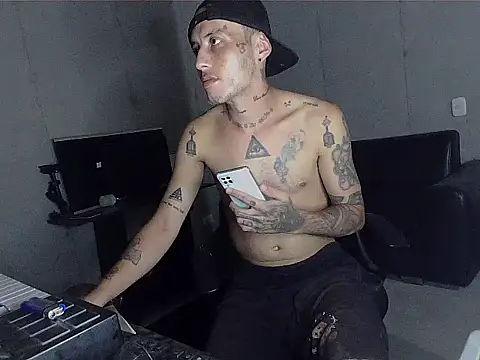 patrik tattoo  online show from February 9, 5:55 am