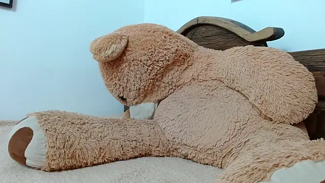 hares mds online show from January 24, 3:45 pm