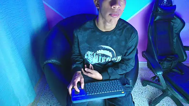 hares mds online show from December 2, 3:40 pm