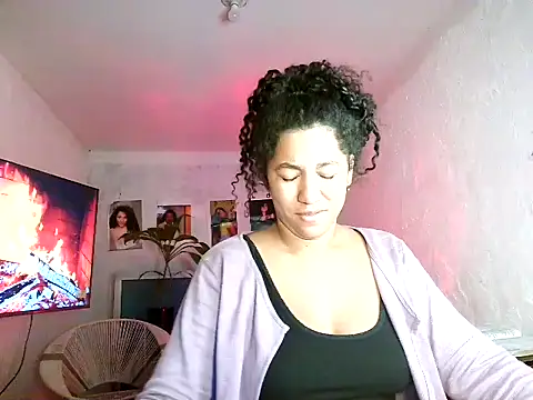bellacrespalatina online show from July 6, 4:53 am