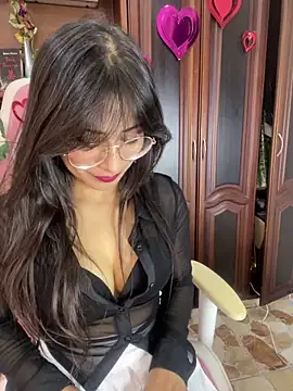 Jade Zephyra online show from March 11, 8:15 pm