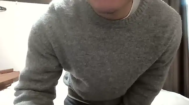 Snapshot of YU-KI00 chatting on March 19, 3:30 am YU-KI00 online show from March 19, 3:30 am