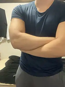 Snapshot of YU-KI00 chatting on October 26, 1:28 pm YU-KI00 online show from October 26, 1:28 pm