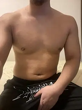 Snapshot of YU-KI00 chatting on December 14, 6:08 am YU-KI00 online show from December 14, 6:08 am