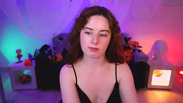 Snapshot of AnnTerry_ chatting on October 31, 1:01 pm AnnTerry online show from October 31, 1:01 pm