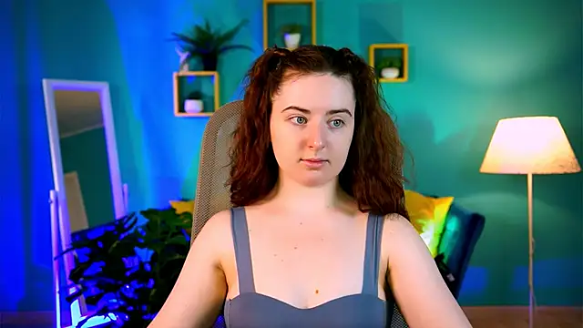 Snapshot of AnnTerry_ chatting on December 15, 8:29 am AnnTerry online show from December 15, 8:29 am