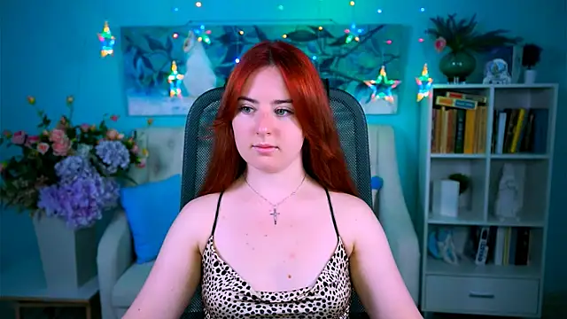 Snapshot of AnnTerry_ chatting on July 7, 6:47 am AnnTerry online show from July 7, 6:47 am