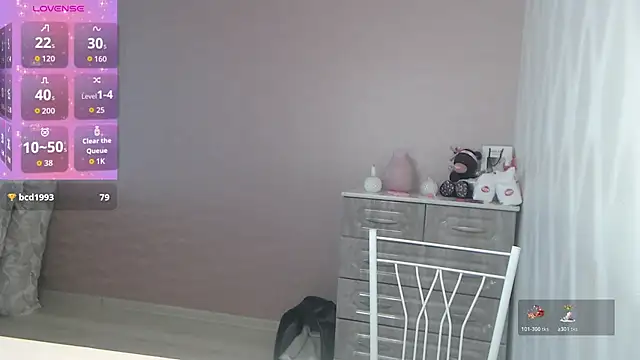 Snapshot of WendyWillson chatting on November 12, 5:19 am WendyWillson online show from November 12, 5:19 am