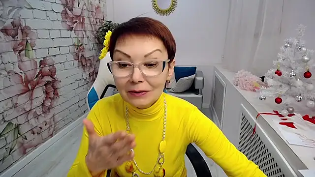 Snapshot of Cutie_Asya chatting on December 11, 11:08 am Cutie Asya online show from December 11, 11:08 am