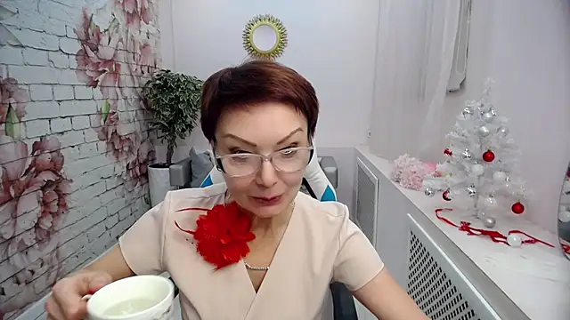 Snapshot of Cutie_Asya chatting on December 25, 11:22 am Cutie Asya online show from December 25, 11:22 am