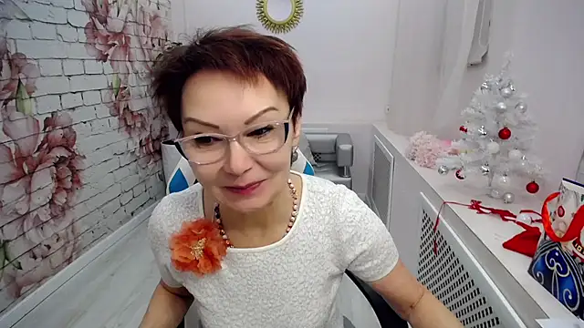 Snapshot of Cutie_Asya chatting on December 26, 4:53 am Cutie Asya online show from December 26, 4:53 am