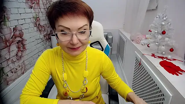 Snapshot of Cutie_Asya chatting on January 7, 7:42 am Cutie Asya online show from January 7, 7:42 am