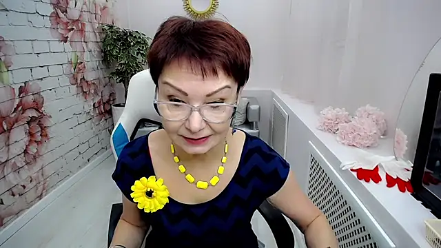 Snapshot of Cutie_Asya chatting on January 27, 5:14 am Cutie Asya online show from January 27, 5:14 am