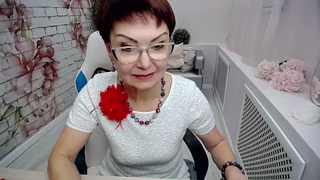 Snapshot of Cutie_Asya chatting on February 5, 11:12 am Cutie Asya online show from February 5, 11:12 am