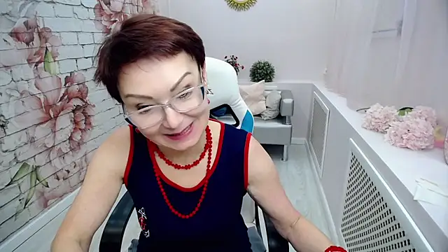 Snapshot of Cutie_Asya chatting on February 6, 11:21 am Cutie Asya online show from February 6, 11:21 am