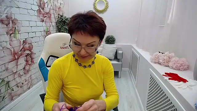 Snapshot of Cutie_Asya chatting on March 19, 4:25 am Cutie Asya online show from March 19, 4:25 am