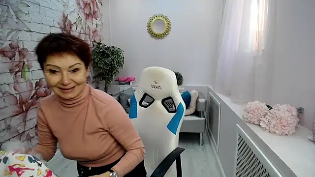 Snapshot of Cutie_Asya chatting on October 2, 4:08 am Cutie Asya online show from October 2, 4:08 am